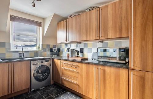 Inverness City Centre Apartment | The Rooftops Reservation