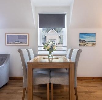 Inverness City Centre Apartment | The Rooftops Reservation