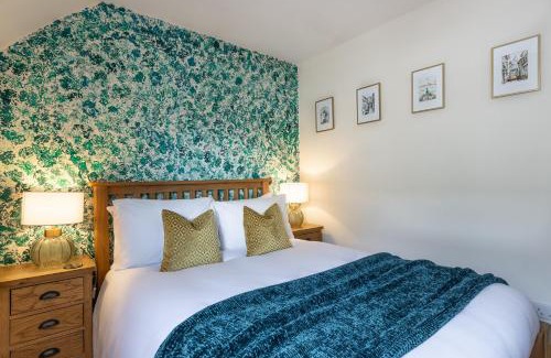 Inverness City Centre Apartment | The Rooftops Reservation