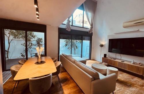 Tel Aviv Apartment | The RotchilD TripleX