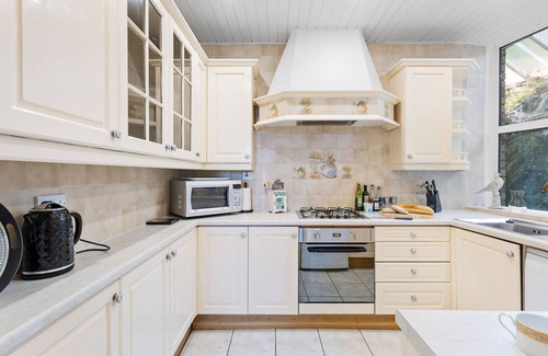 Hele Ski Chalet | The Round House - Panoramic views of Ilfracombe