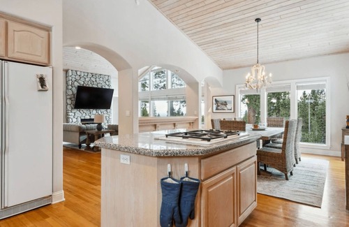 Kings Beach House | The Royal Canterbury Retreat - Lake Tahoe by RedAwning