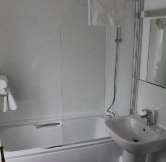 Giggleswick Hotel | The Royal Oak