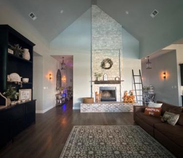 Waxahachie Bed & Breakfast | The Rustic Belle