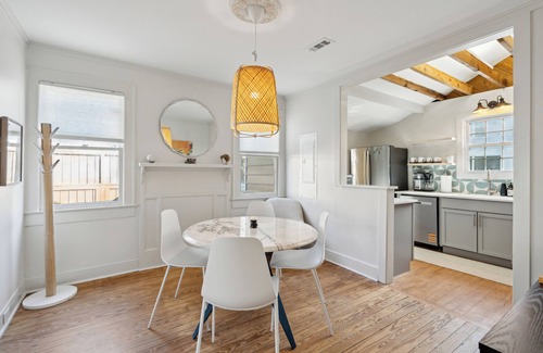 North-Central Cottage | The Rutledge Roost of Charleston