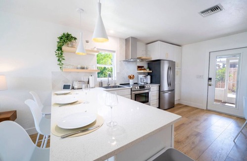 Bonita Shores House | The Sabal Palm - Brand New Everything