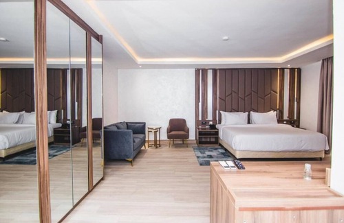 Ikeja Hotel | The Safron Hotel Ikeja