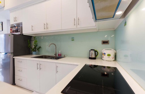 Bach Dang Riverside Apartment | The Saigon Royal in Center pool view