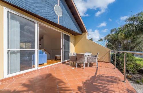Inverloch House | The Sails 8
