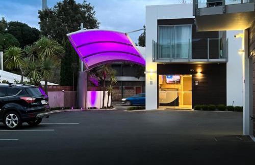 Nelson Hotel | The Sails Nelson