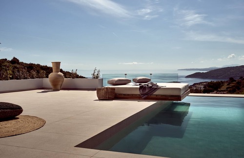 Skinaria Villa | The Sall Suites - Suite A1