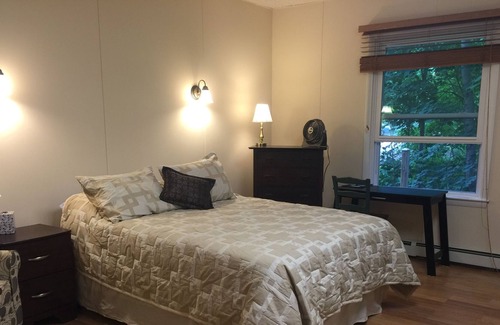 Ellsworth Bed & Breakfast | The Sanctuary Inn and Art Gallery