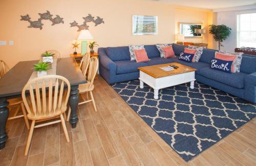 Sandbridge Apartment | The Sanctuary - Summer Breeze A114