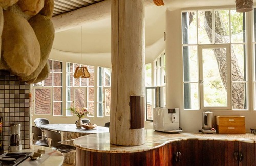 Mission Canyon House | The Santa Barbara Whale House