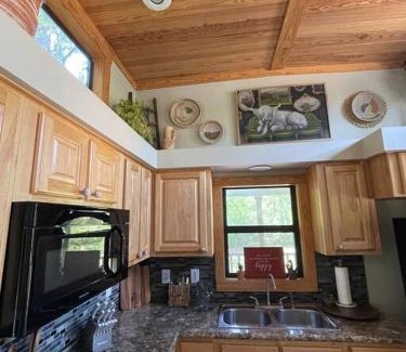 Mineola House | The Sassy Sasquatch
