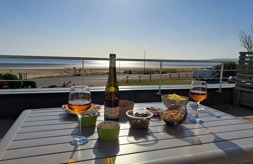 Plomodiern Apartment | The sea as the only horizon