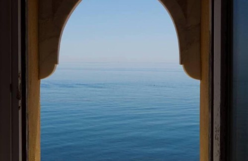 Santa Marinella House | The Secret Garden