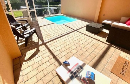Four Corners House | The Serenity @ 4 Corners w/ Pool