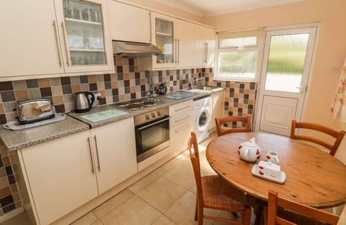 Mawgan Porth Cottage | The Shack