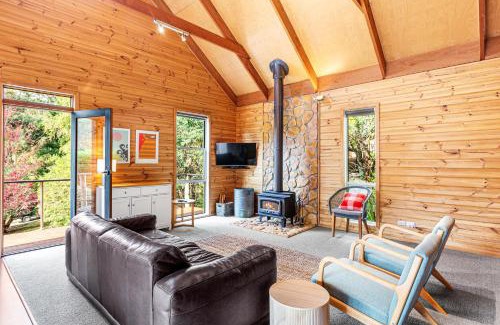 Merrijig House | The Shack - Located base of Mt Buller
