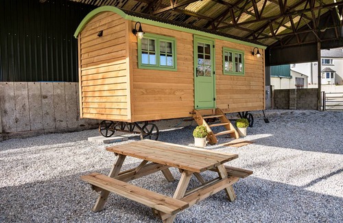 Beaworthy House | The Shepherd's Hut at Northcombe Farm