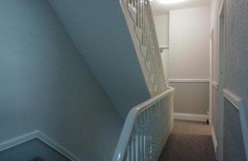 Blackpool Town Center Bed & Breakfast | The Shining Diamond