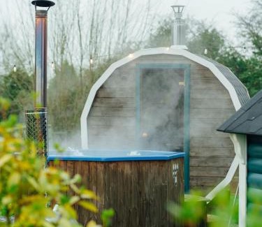 Ombersley Cabin | The Shire Pod