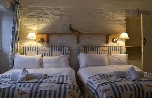 Bodmin House | The Shooting Lodge