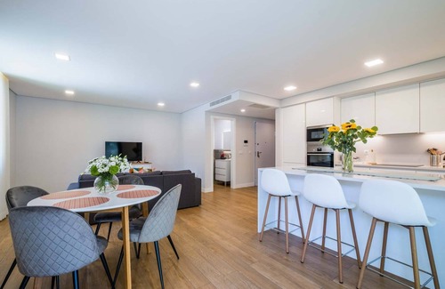 Parede Apartment | The Shoreline 1 by Portugal Portfolio