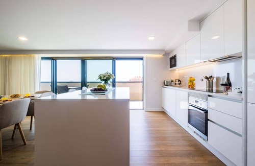 Parede Apartment | The Shoreline 2 by Portugal Portfolio