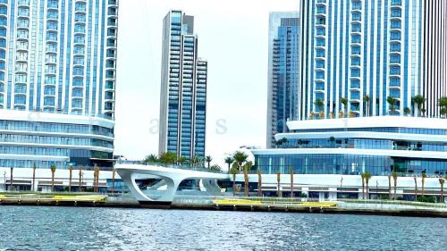 Dubai House | The Shrashi Suites, Dubai Creek Harbour - Paradise on the Island with Dubai Skyline & Burj Khaleefa View