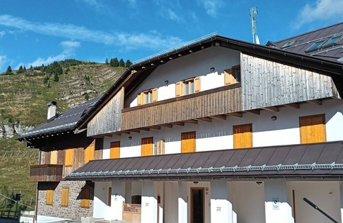 Passo Rolle Apartment | The Snowy Flea - Rolle Pass