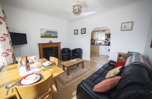 Dunkineely Apartment | The Snug-2Bed Apt sleeps 4 with fab sea views directly on the Wild Atlantic Way