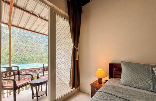 Sitapur Resort | The Sona Heli Resort