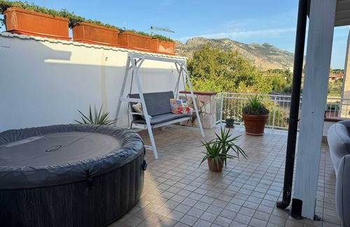 Partanna Apartment | THE SONG OF EUTERPE