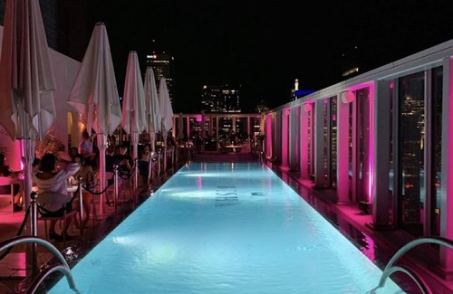 Toronto Entertainment District Condo | The Spot at Bisha