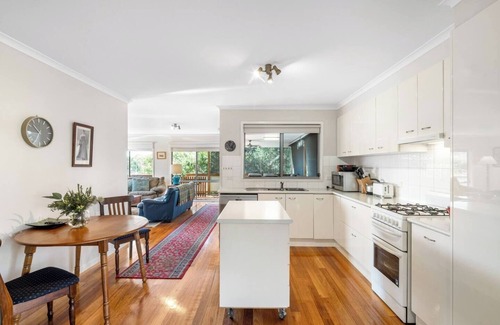 Clifton Springs House | The Springs Classic Charm in Serene Bellarine