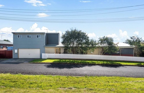 Clifton Springs House | The Springs Classic Charm in Serene Bellarine
