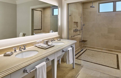 Herreras Hotel | The St. Regis Bahia Beach Resort, Puerto Rico