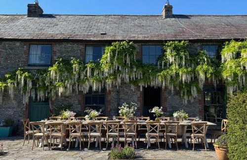 Moone Villa | The Stable Yard House at Burtown House & Gardens