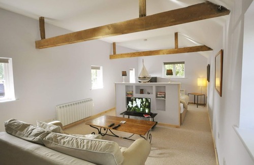 Woodbridge House | The Stables at Partridge Lodge.