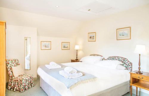 Castle Douglas House | The Stables