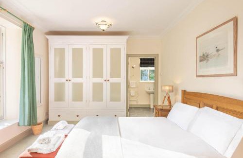 Castle Douglas House | The Stables