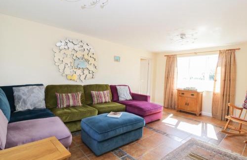 Wicken House | The Stables