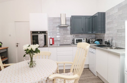 Churchill House | THE STABLES, pet friendly, with a garden in Churchill, Somerset