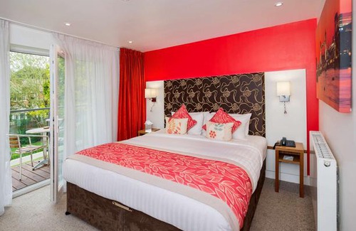 Stanwell Hotel | The Stanwell Heathrow