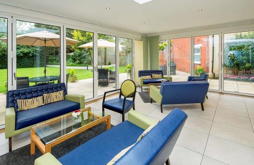 Stanwell Hotel | The Stanwell Heathrow