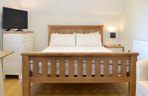 Bruton House | The Starting Gate-UK12551