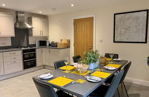 Ludlow House | THE STOKESAY, pet friendly, with a garden in Ludlow