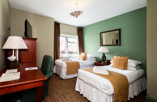 High Post Hotel | The Stones Hotel